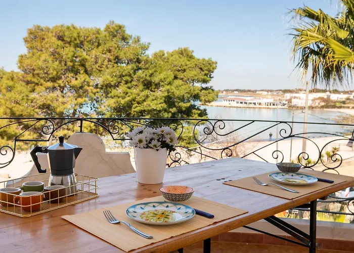 Gaudi - Sagrada Sant Isidoro (Apulia)