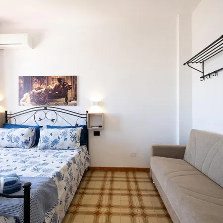 Дом отдыха Gaudi - Sagrada Сант-Исидоро