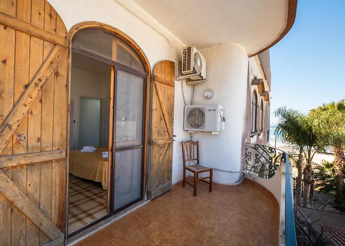 Gaudi - Sagrada Tatil Evi *