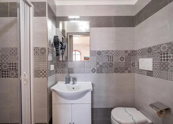 Gaudi - Sagrada Tatil Evi *